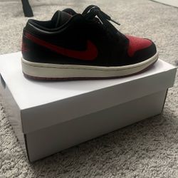 Women AJ 1 Low Size 7.5