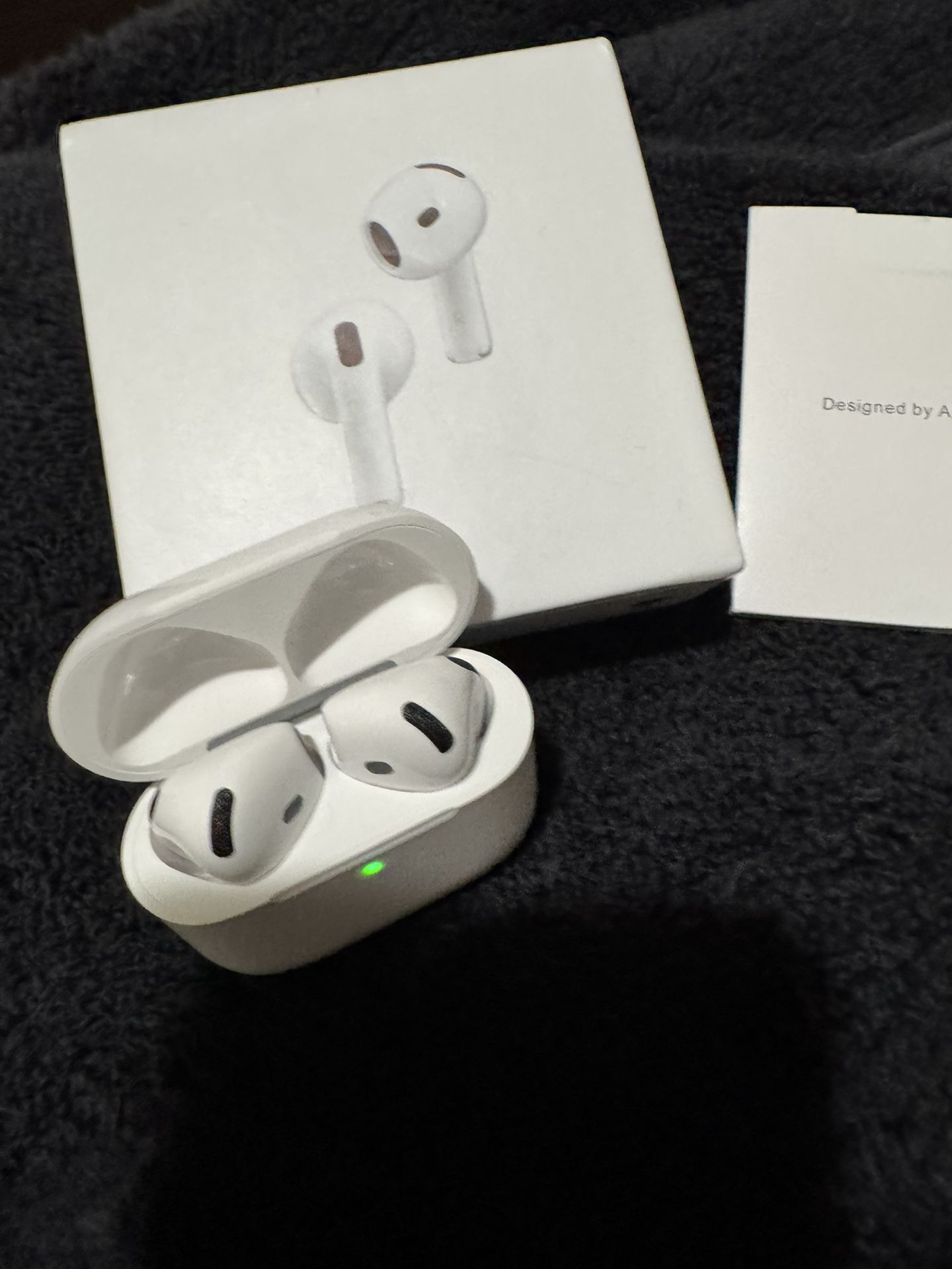 AirPods 4 