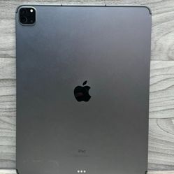 iPad Pro 5th Gen 128gb LTE & Apple Keyboard 