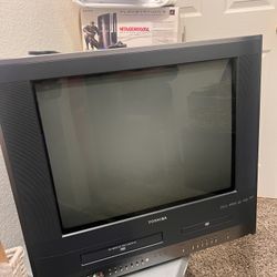 Toshiba 20’ CRT TV