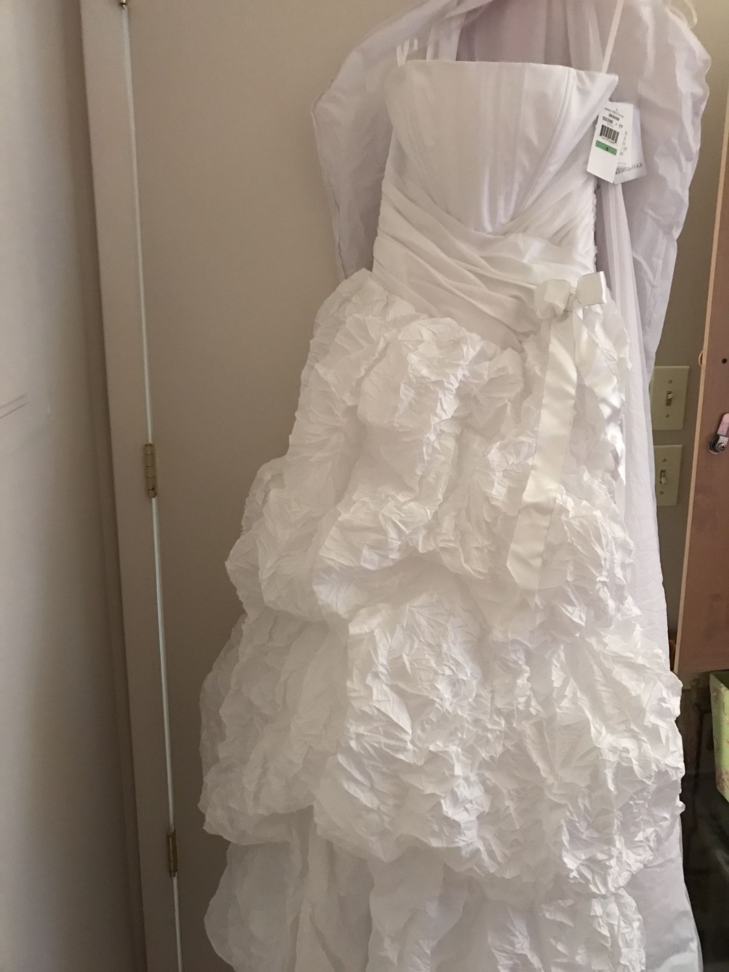 Wedding dress size 8