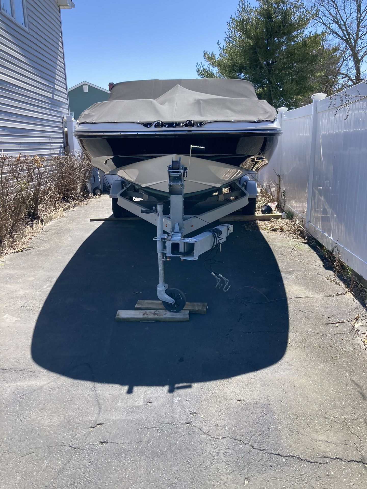 2019 Bayliner DB210