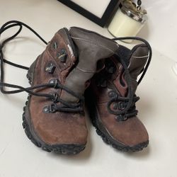 Keen Kids Size Boots Size 11