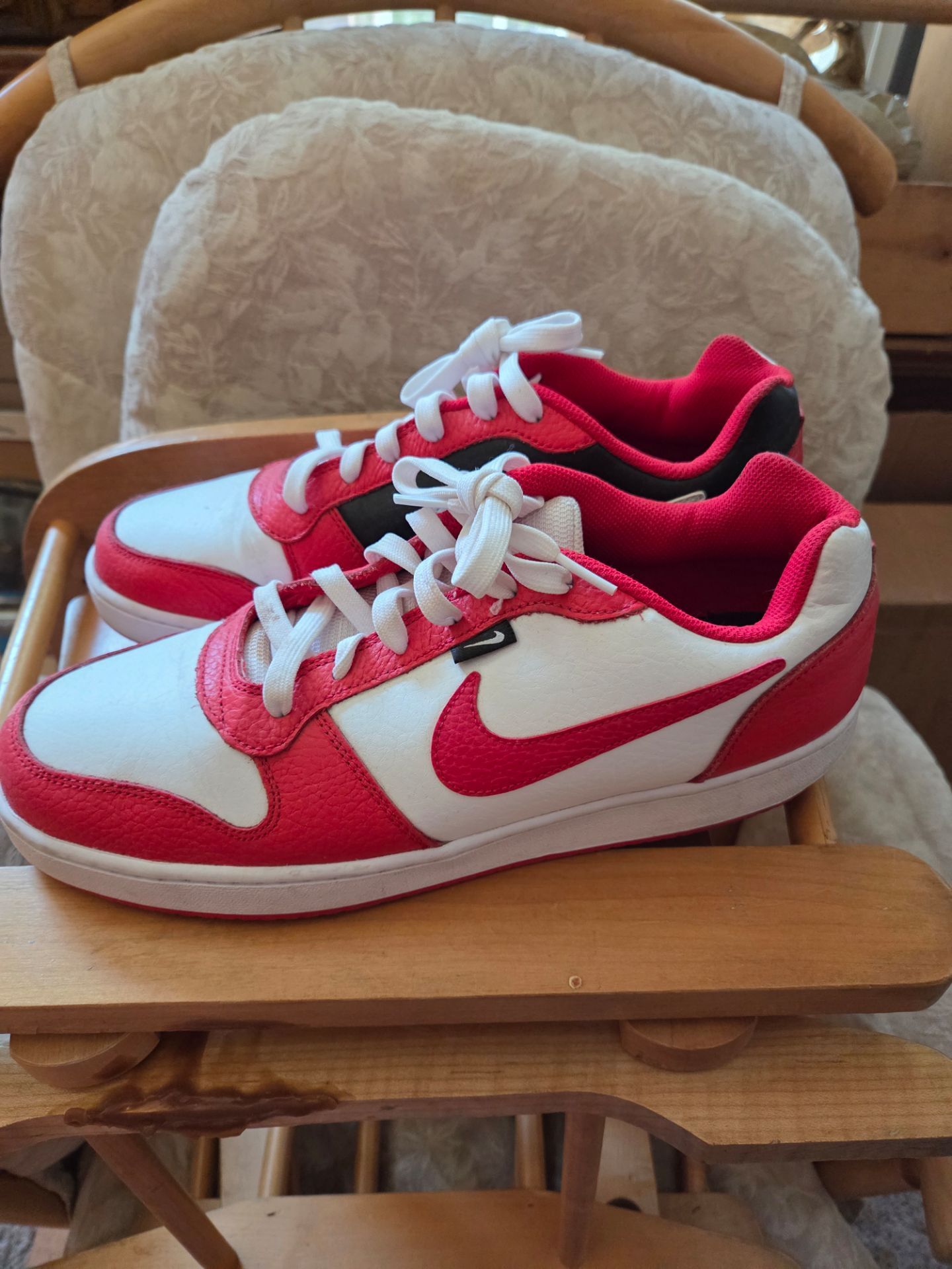 Men's Nike shoes