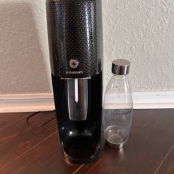 Soda Stream & Bottle 