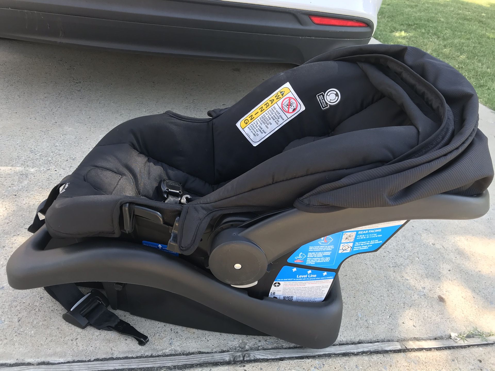 Riva car seat and stroller. Brand new, never used.