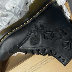 Dr.Martens Boots