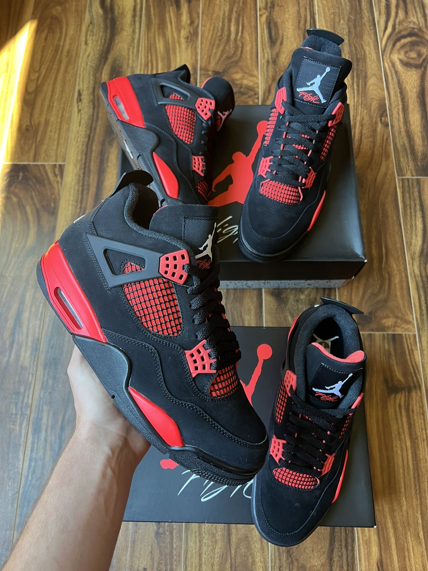 Jordan 4 Retro ‘Red Thunder’
