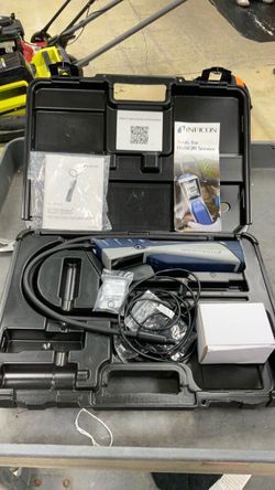 Refrigerant leak detector