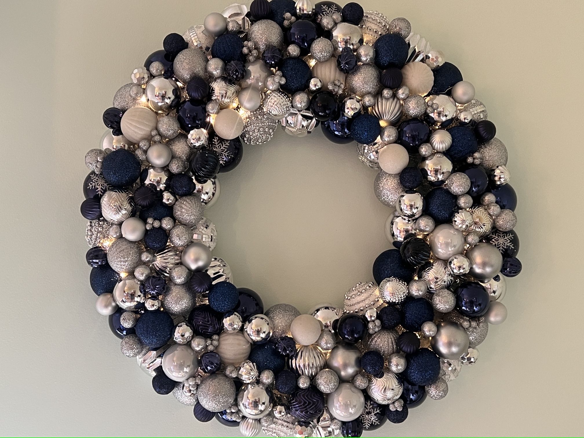 23” Navy & Silver Hanukkah Winter Ornament Wreath – Elegant Metallics – LED Lighted