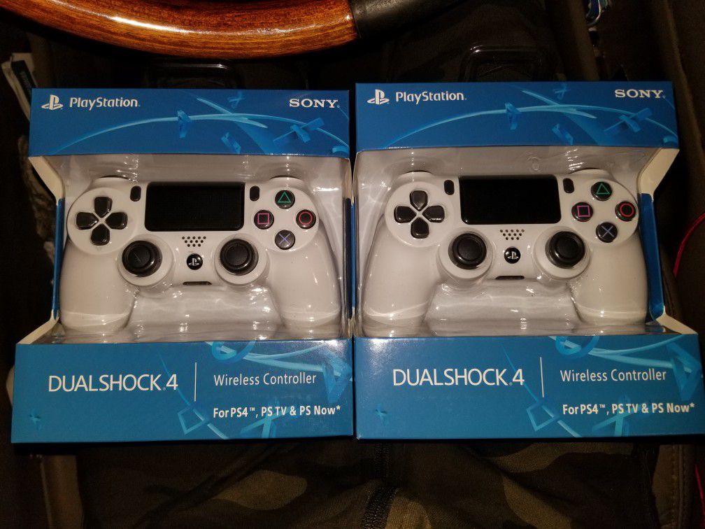 Ps4 controller white brand new never used