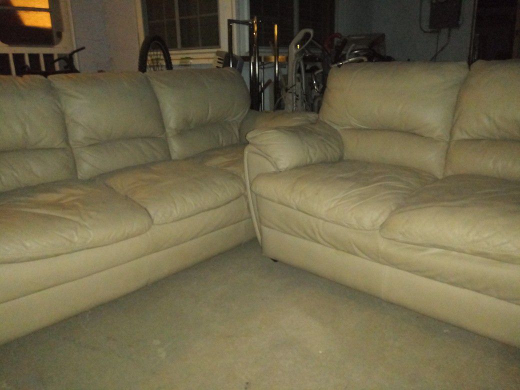 Nice leather sofa set