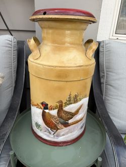Painted Vintage Milk Can With Picture Of Pair Of Pheasant Great For Home / Garden Decor  Will meet for pickup at grocery outlet parking 8620 sw hall b