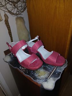 Delights Size 7 Color Maroon