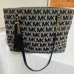 Michael Kors Tote