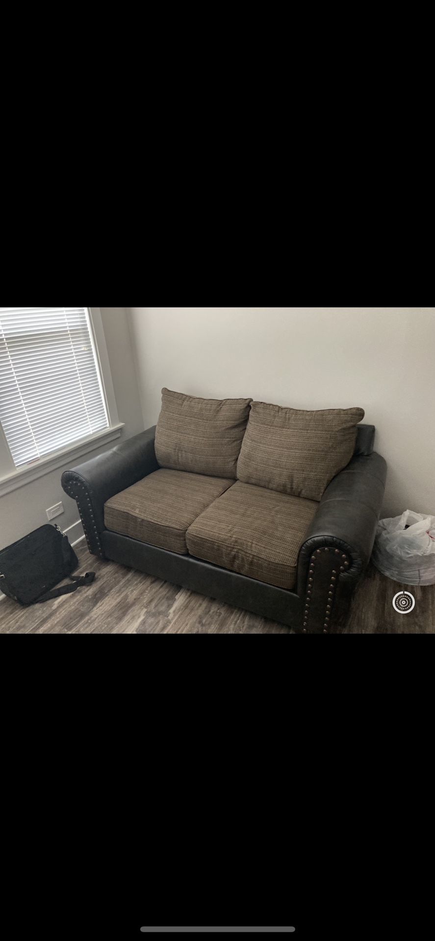 COUCHES FOR SALE for Sale in Chicago, IL OfferUp