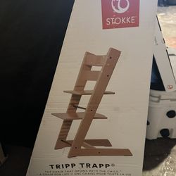 Stokke High chair and tray