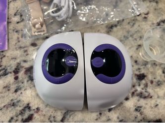 Lansinoh Discreet Wearable Breast Pump