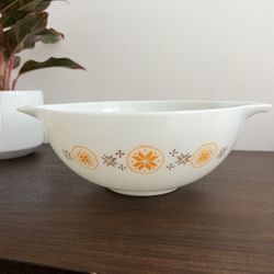 MCM 1963 Pyrex Cinderella Town And Country Bowl