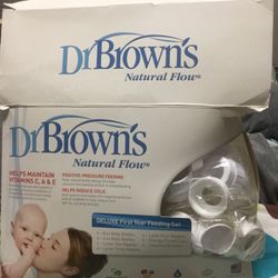 Dr Brown’s Natural Flow Baby Bottles Deluxe 1st YR feeding set. 5 Star Ratings!