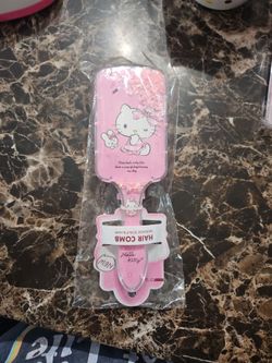 Hello Kitty brush