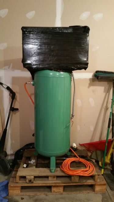 60 Gallon SPEEDAIRE AIR COMPRESSOR