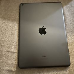 Apple iPad 9th Gen 10.2” 64GB Space Gray – Great Condition