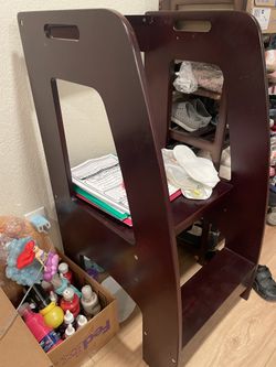 Kitchen Stool / Toddler Tower