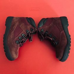 Timberland 6 Inch Field Boots Burgundy SZ 9 Toddler