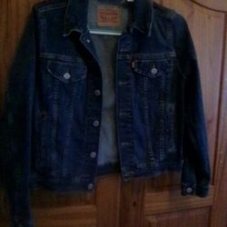 Women's Levi Jacket 