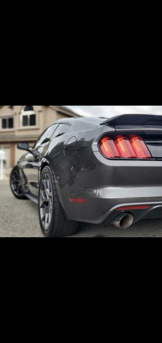 2017 Ford Mustang