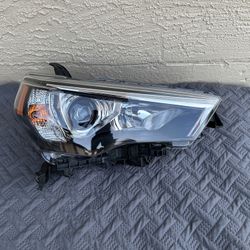 Toyota 4Runner Headlight Projector LED 2014-2023, OEM ORIGINAL Toyota 4 Runner Headlamp, EXCELLENT CONDITION, all tabs intact, like NEW OEM, Passenger