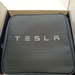 Tesla Mobile Connector 