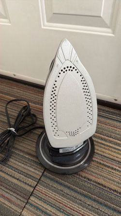 OMAIGA Cordless Iron, $29