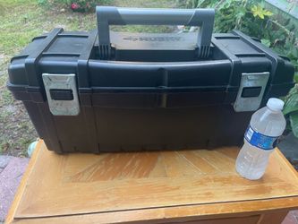 Black Toolbox with handle ( Good )