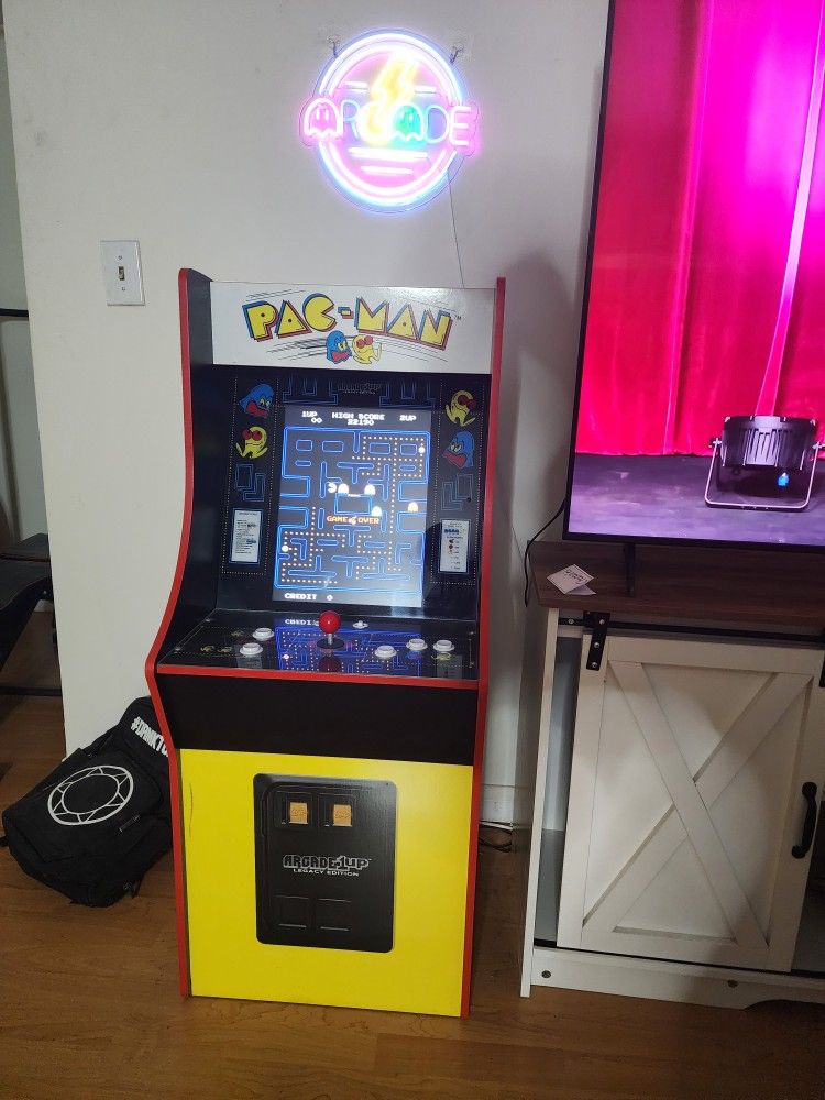 Pac-Man Arcade1Up Legacy Edition