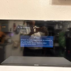 Samsung 32in TV
