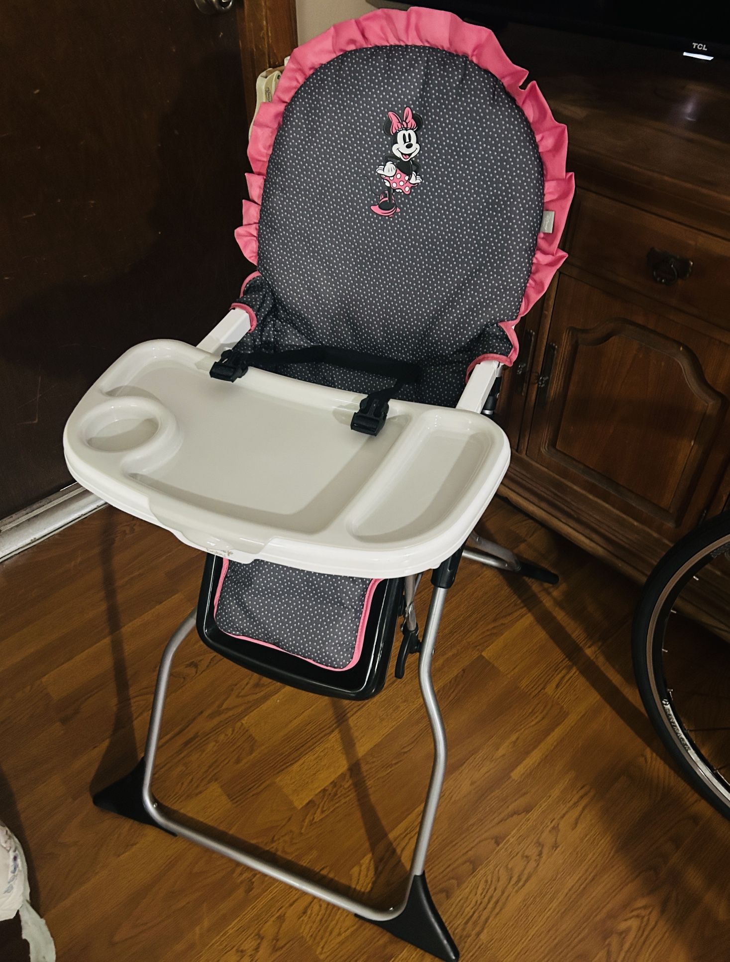 Minnie Mouse High Chair