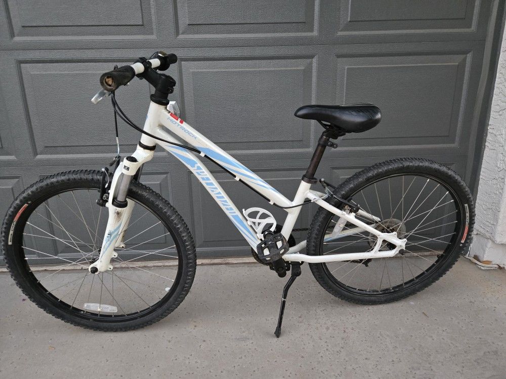 24" Specialized Hotrock Kids MTB