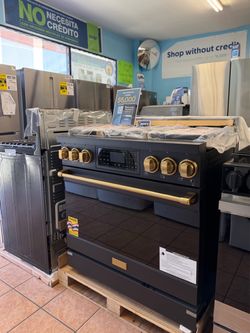 Thor 36” Professional Gas Range with Tilt Panel Touch Control in Black/Bronze