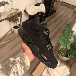 Jordan 4 Black Cat