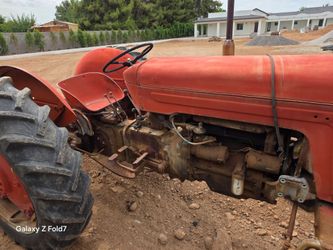 Tractor good condition with tools