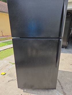 Whirlpool Refrigerator With Ice Maker