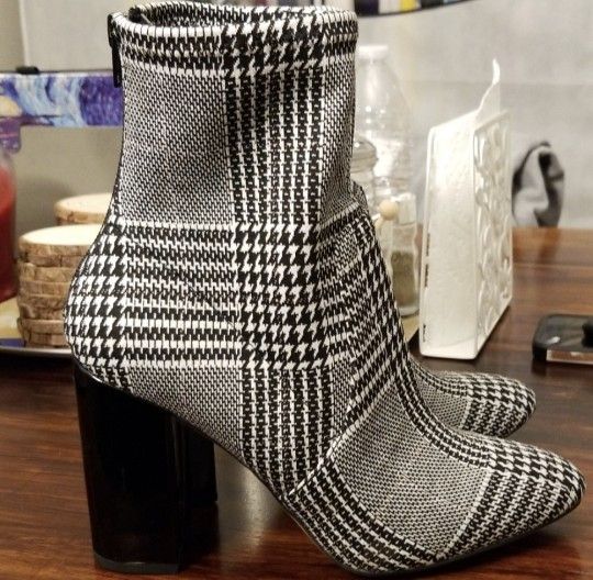 Aldo handmade classic black and white boots