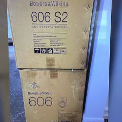 Bowers&Wilkins Different Types Of Demo Speakers