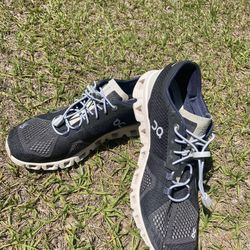 🔥For  Sale sports boots # 9.5 Botas Deporte 🔥