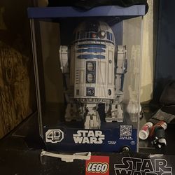 R2D2 target 4D display with light