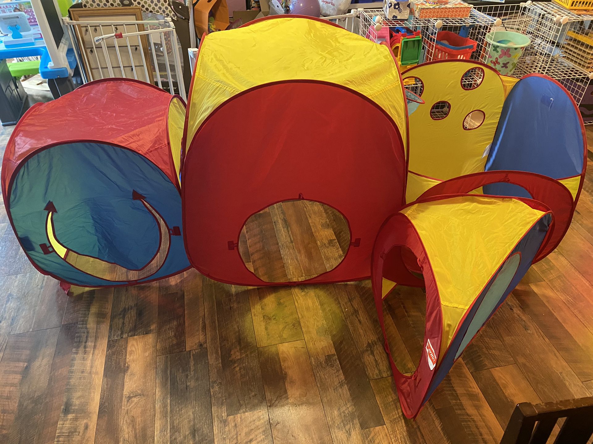 Child’s play tent