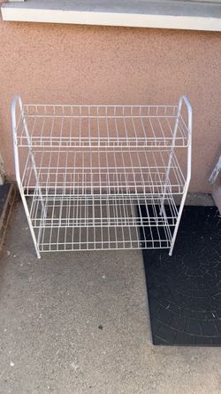 SHOE RACK