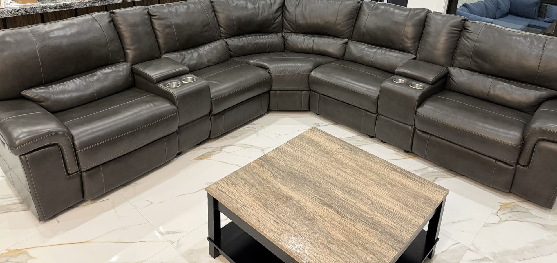 Sectional Sofa 